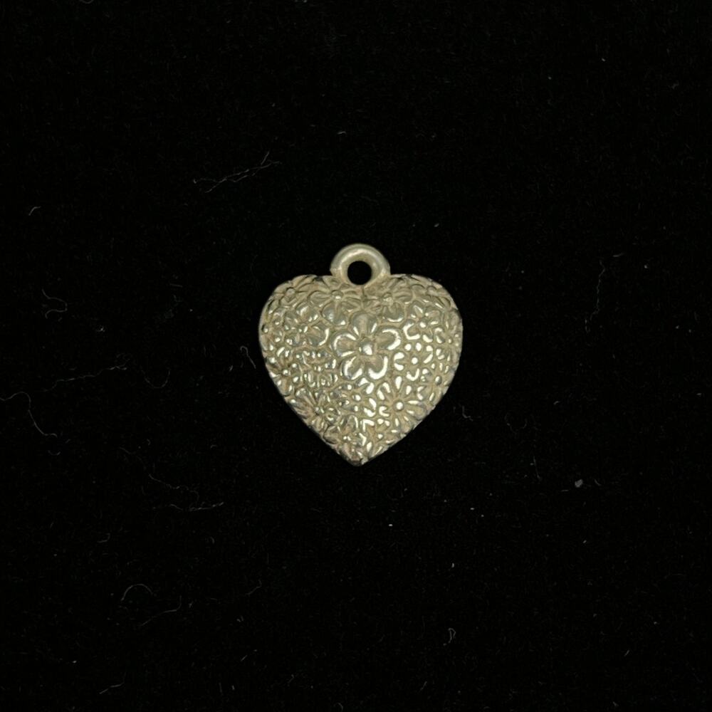 Rare James Avery Sterling Silver Flowered Heart Charm Retired Old Hallmark